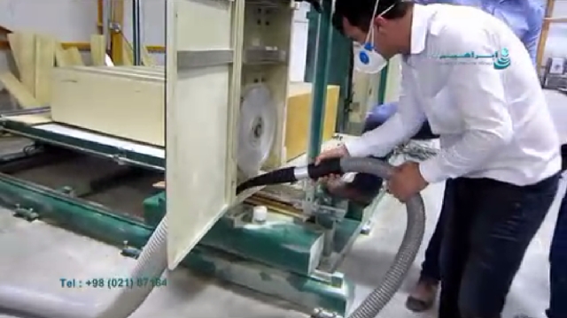 حذف گرد و غبار ماشین آلات صنعتی با جاروبرقی صنعتی  - equipment dust removal with industrial vacuum cleaner