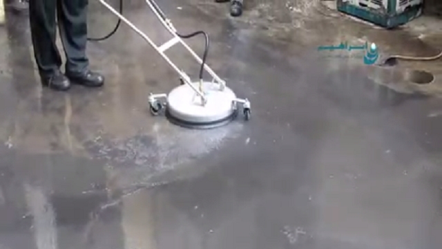 شست و شوی عمیق سطوح با به کارگیری نازل زمین شوی  -  washing floor surface deeply by rotating nozzle 