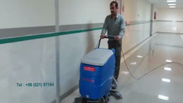 نظافت کف مراکز درمانی با اسکرابر  - Floor cleaning hospitals with scrubber 