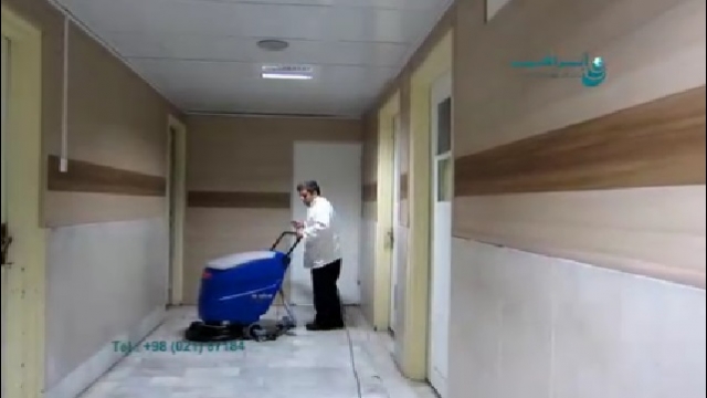 اسکرابر دستگاهی کاربردی در شستشوی سطوح کف  - Scrubber is a device for washing floor surfaces 